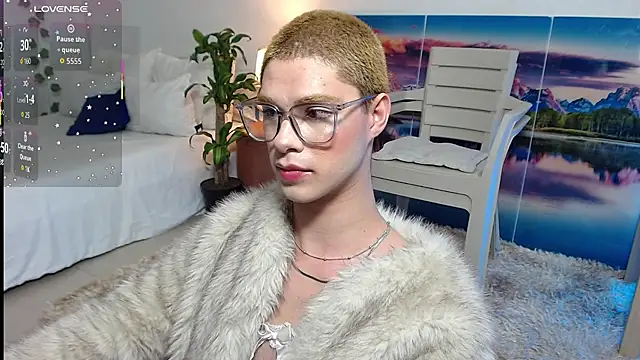 Snapshot of juanes_puthee chatting on October 2025 10:30:02 AM juanes puthee online show from October 2025 10:30:02 AM