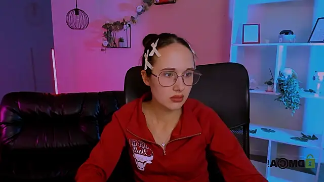 mona cloud online show from March 2026 11:38:01 PM