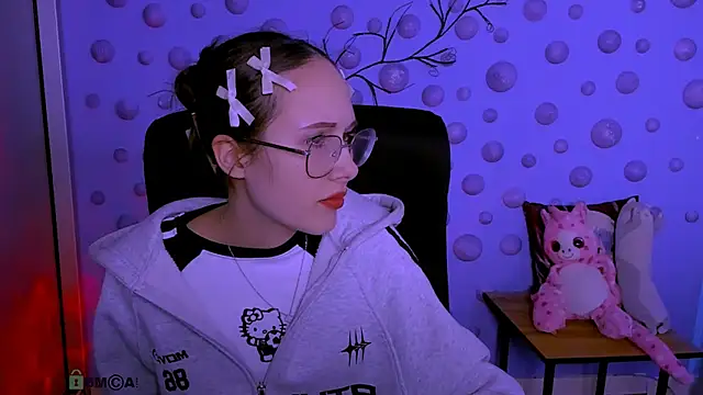 mona cloud online show from March 2026 08:15:01 PM