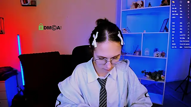 mona cloud online show from November 2025 12:37:01 AM