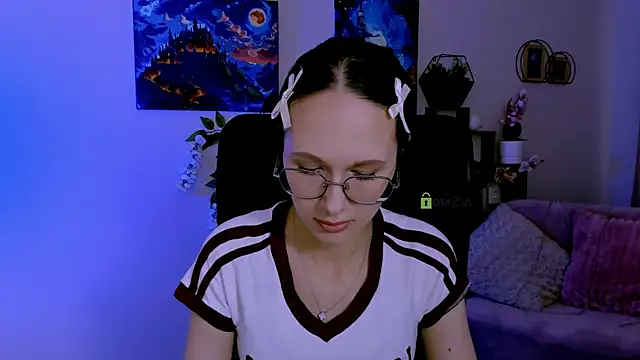 Snapshot of mona_cloud chatting on July 2026 08:37:02 AM mona cloud online show from July 2026 08:37:02 AM