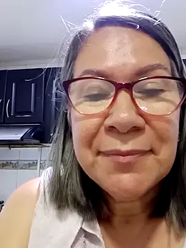 victoria wayne online show from October 2025 10:03:02 AM