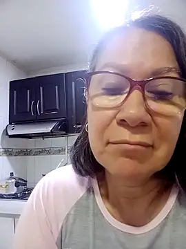 victoria wayne online show from April 2026 09:15:02 AM