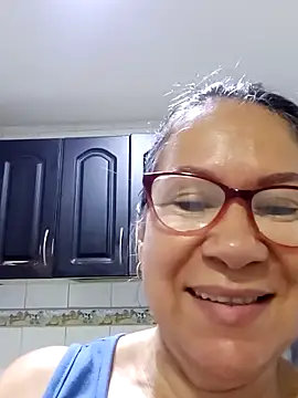 victoria wayne online show from September 2025 10:14:01 AM