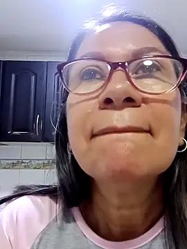victoria wayne online show from September 2025 10:17:02 AM