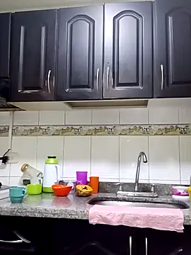 victoria wayne online show from November 2025 10:08:02 AM