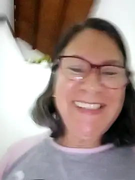 victoria wayne online show from October 2025 10:36:02 AM