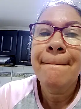 victoria wayne online show from October 2025 10:09:01 AM