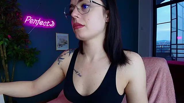 Perfect Moans online show from April 2026 04:05:02 AM