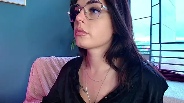 Snapshot of Perfect_Moans chatting on June 2026 04:07:01 AM Perfect Moans online show from June 2026 04:07:01 AM