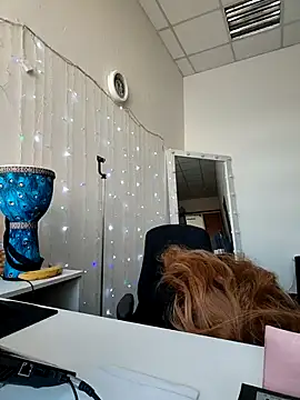 Snapshot of Juicy_PeachLux chatting on February 2026 08:33:02 AM Juicy PeachLux online show from February 2026 08:33:02 AM