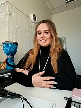 Juicy PeachLux online show from March 2026 05:53:02 AM