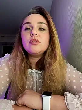 Snapshot of Juicy_PeachLux chatting on September 2025 08:04:02 PM Juicy PeachLux online show from September 2025 08:04:02 PM