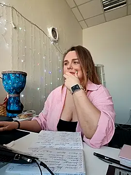 Juicy PeachLux online show from March 2026 08:37:01 AM