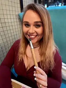 Snapshot of Juicy_PeachLux chatting on September 2025 03:56:01 PM Juicy PeachLux online show from September 2025 03:56:01 PM