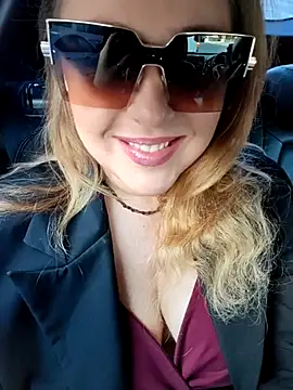 Snapshot of Juicy_PeachLux chatting on September 2025 10:16:02 AM Juicy PeachLux online show from September 2025 10:16:02 AM