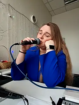 Juicy PeachLux online show from May 2026 08:08:01 AM