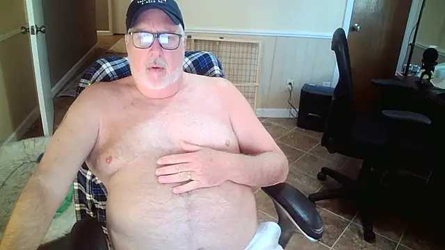 superbearboss online show from November 2025 06:12:02 PM