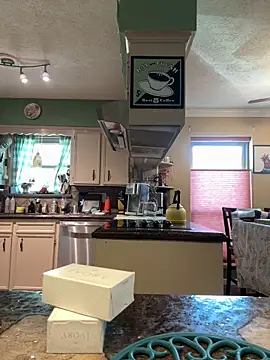 superbearboss online show from April 2026 10:23:02 PM