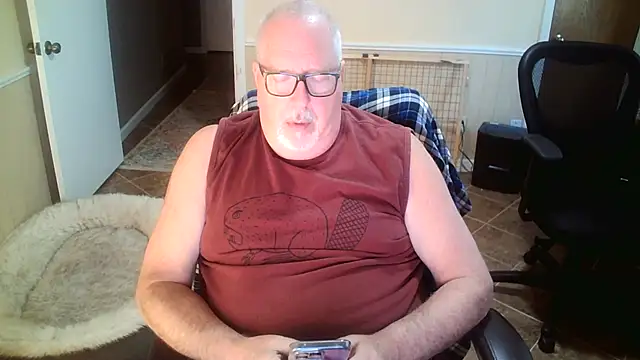 superbearboss online show from October 2025 02:27:02 PM