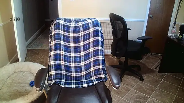 superbearboss online show from October 2025 02:05:02 PM