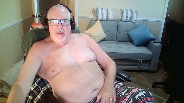 superbearboss online show from April 2026 03:41:01 PM