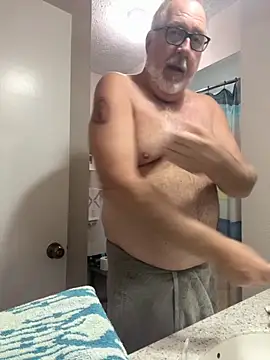 superbearboss online show from November 2025 07:14:02 PM