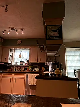 superbearboss online show from November 2025 06:41:01 PM