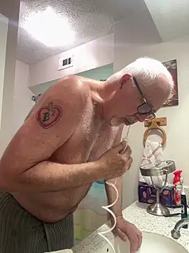 superbearboss online show from March 2026 09:38:02 PM