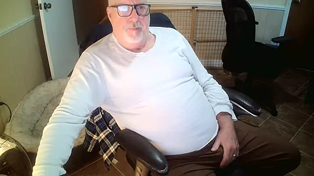 superbearboss online show from October 2025 02:29:01 PM