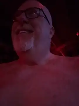 Snapshot of superbearboss chatting on July 2026 04:32:02 AM superbearboss online show from July 2026 04:32:02 AM