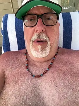 Snapshot of superbearboss chatting on May 2026 06:30:01 PM superbearboss online show from May 2026 06:30:01 PM