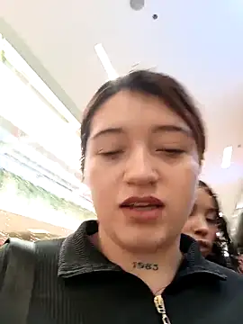 Snapshot of Karina_Leon chatting on November 2025 06:52:02 PM Karina Leon online show from November 2025 06:52:02 PM