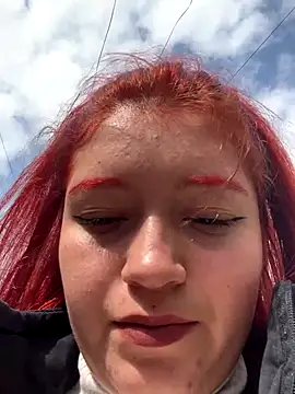 Snapshot of Karina_Leon chatting on December 2025 06:54:02 PM Karina Leon online show from December 2025 06:54:02 PM