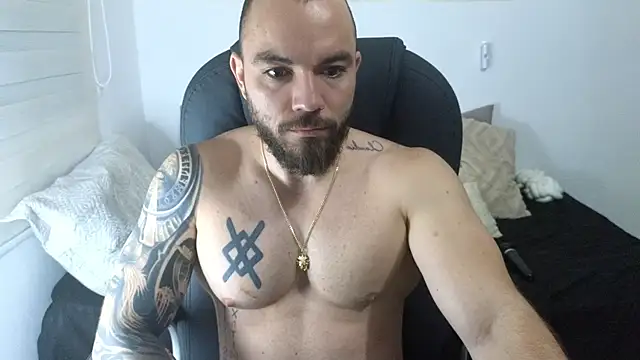 Isaac Carter online show from October 2025 11:11:02 AM