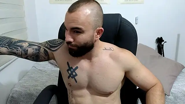 Isaac Carter online show from February 2026 11:26:01 PM