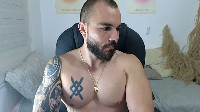 Isaac Carter online show from December 2025 11:21:02 AM