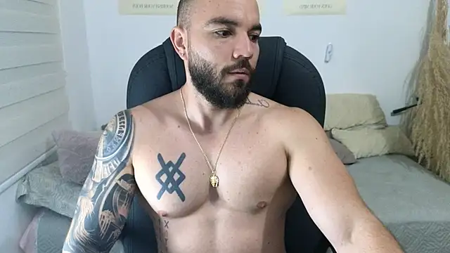 Isaac Carter online show from December 2025 11:15:01 AM