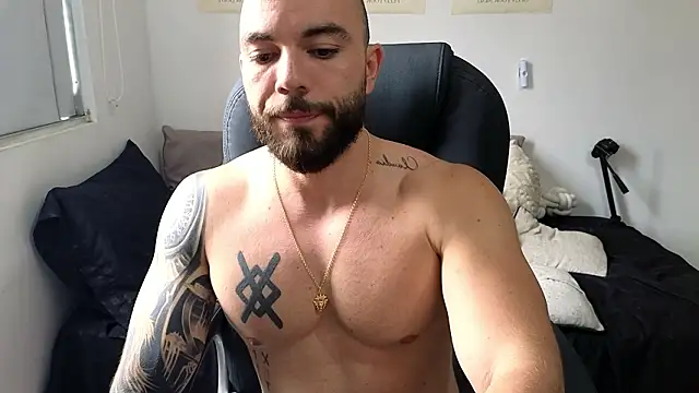 Isaac Carter online show from March 2026 07:59:01 PM