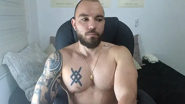 Isaac Carter online show from October 2025 11:10:02 AM