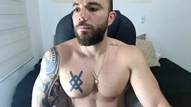 Isaac Carter online show from November 2025 11:04:01 AM