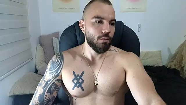 Isaac Carter online show from November 2025 10:41:02 AM