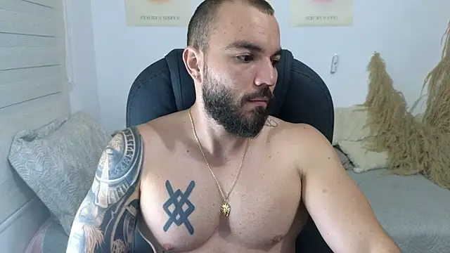 Isaac Carter online show from December 2025 11:09:02 AM