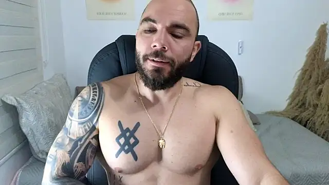 Isaac Carter online show from November 2025 10:59:02 AM