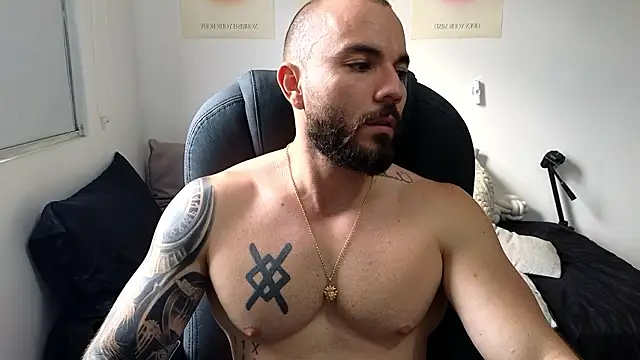 Isaac Carter online show from March 2026 09:49:01 PM