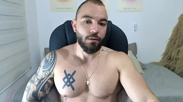 Isaac Carter online show from November 2025 11:10:01 AM