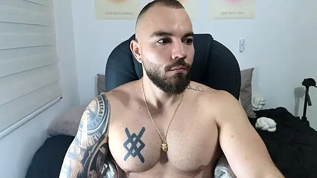 Isaac Carter online show from November 2025 11:14:01 AM