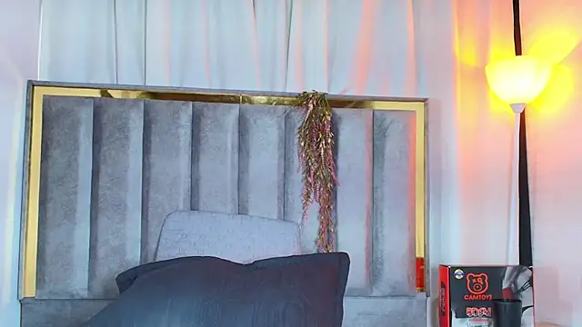 AvaX 777 online show from February 2026 08:03:02 PM