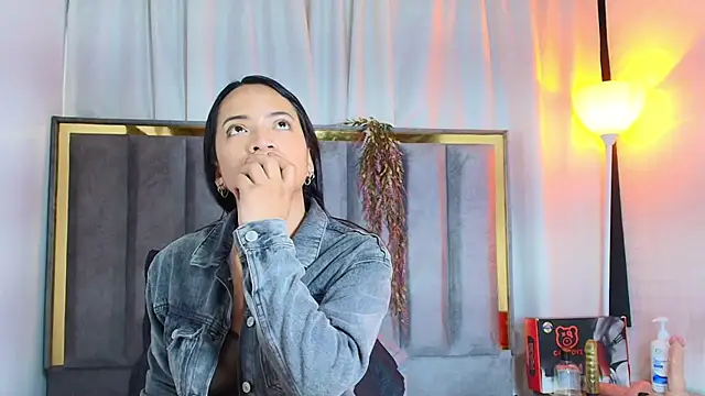 AvaX 777 online show from February 2026 08:19:01 PM