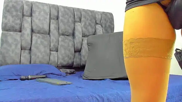 davinaclaire online show from April 2026 08:15:02 PM